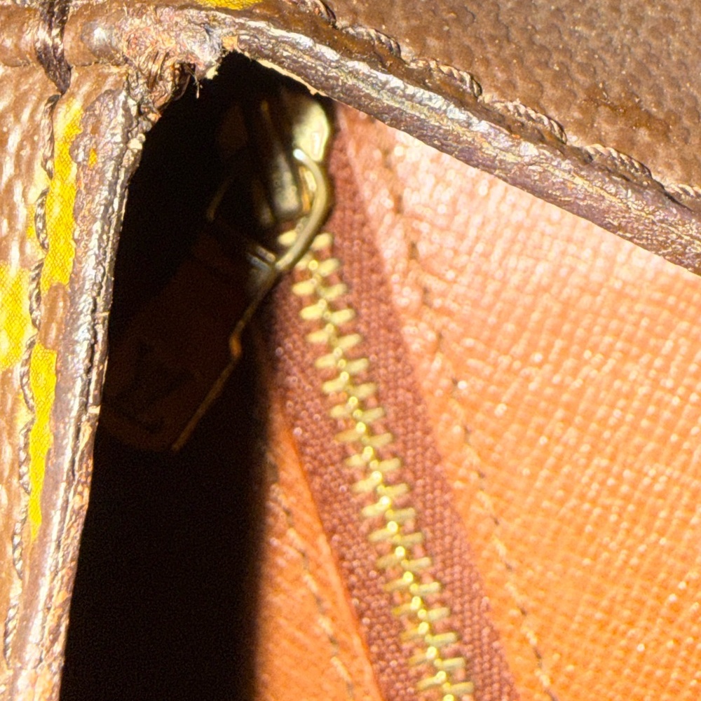 Louis Vuitton Brown Monogram Crossbody Bag with Tan Leather Trim - Picture 6 of 10